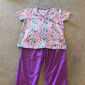 Samantha Mara scrub set size XL